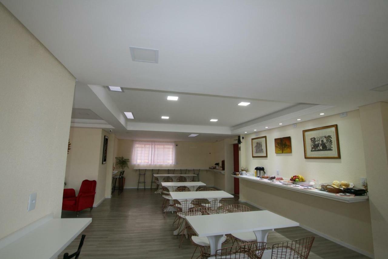 Lua Cheia Inn